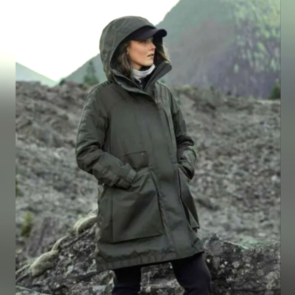 Lululemon Out In The Elements Parka - Dark Olive - Size 6  *read description*